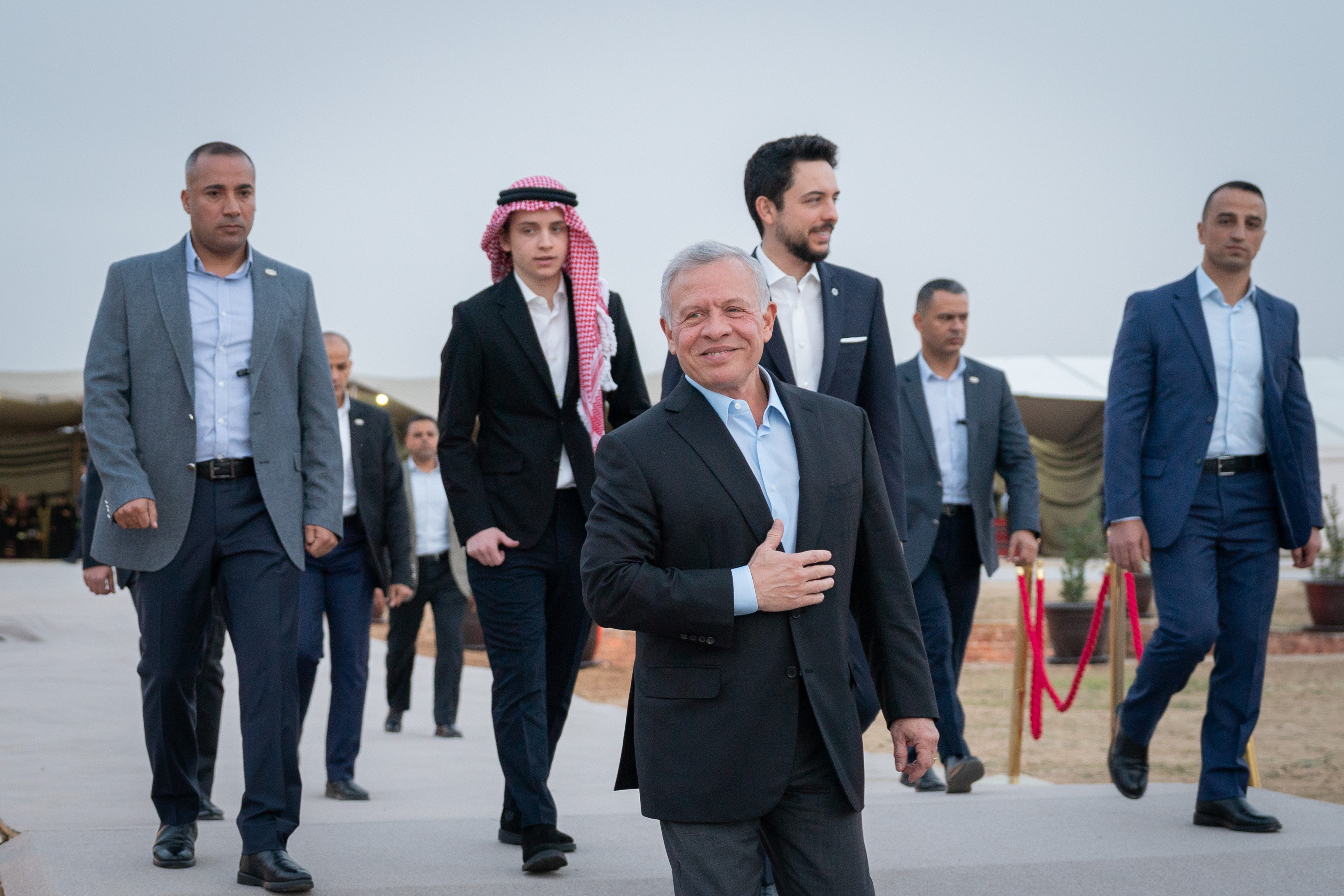 King visits Central Badia, accompanied by Queen, Crown Prince