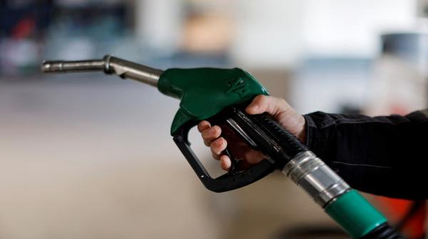 Jordanians waste 24% of gasoline, expert says 