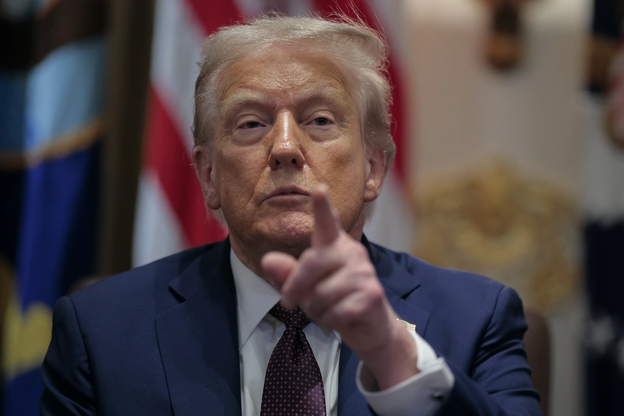 Trump threatens Oman as US-Iran agreement expires