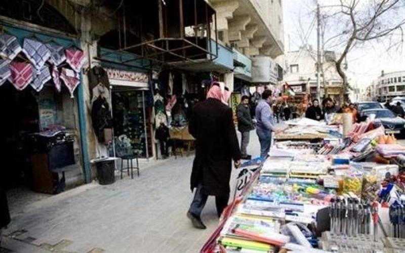 Faraya calls for plan to allocate alternative spots for street vendors
